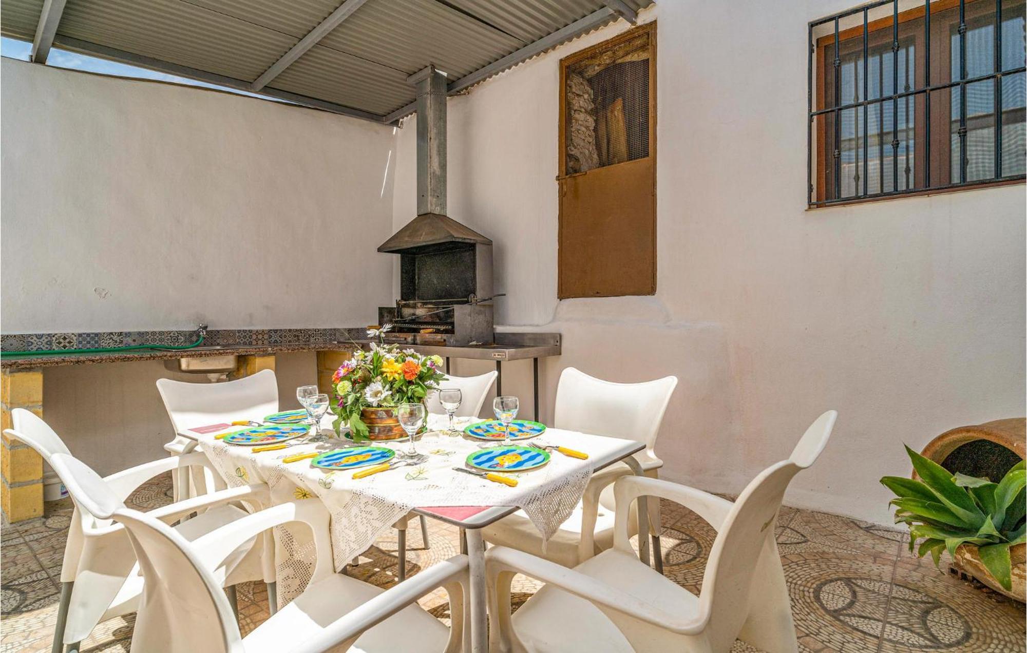 Gorgeous Home In Cajiz With Wifi Cajís Exterior foto