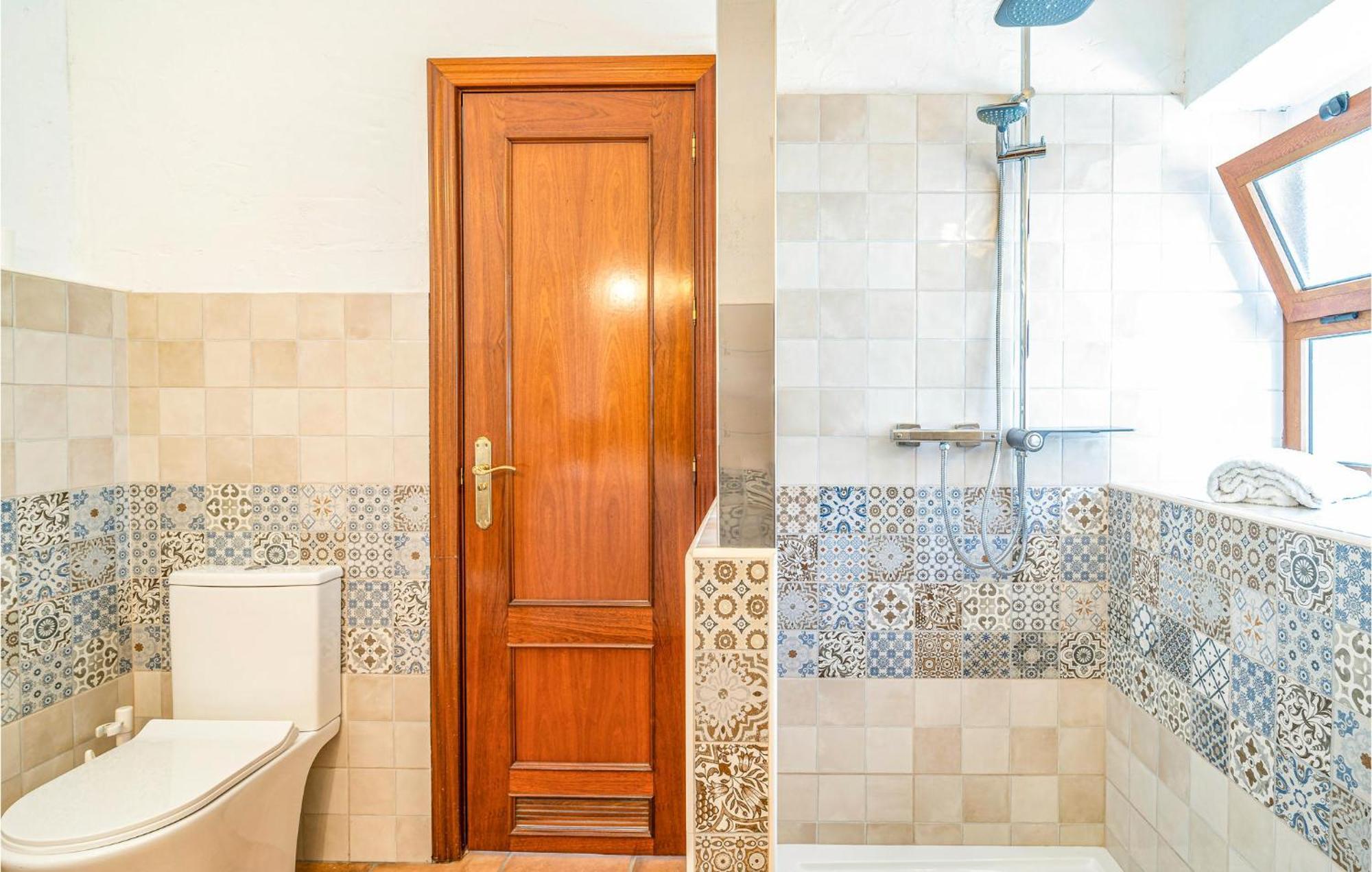 Gorgeous Home In Cajiz With Wifi Cajís Exterior foto